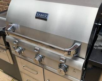 Saber outdoor kitchen, grill