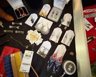 FASHION JEWELRY