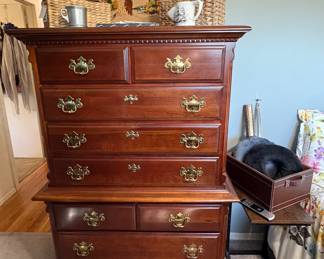 LEXINGTON BUREAU