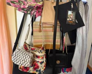 LADIES HANDBAGS & ACCESSORIES