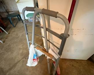 NEW WALKER