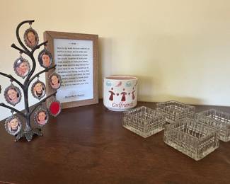 DECORATIVE ITEMS