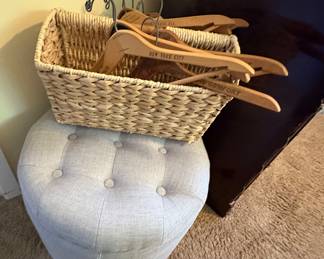 STORAGE OTTOMAN & WICKER MAGAZINE HOLDER