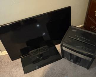 TV & SHREDDER