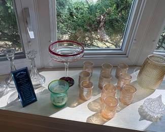 VINTAGE & MODERN ART GLASS