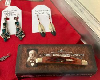 COLLECTIBLE POCKET KNIVES