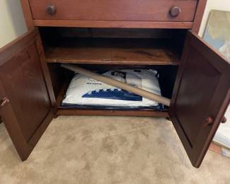 Ca. 1850 Ohio cupboard/pie safe