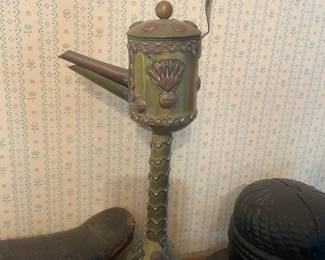 Dutch brass whale oil lamp, 19th century