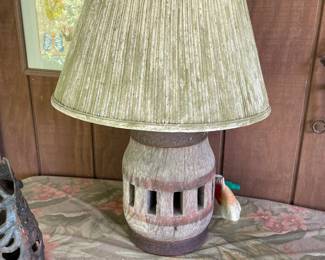 Wagon week hub lamp
