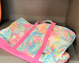 Lilly Pulitzer beach bag 