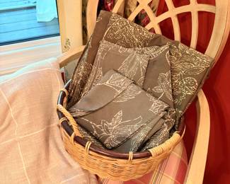 outdoor table cloths and round table cloth with tassel fringe