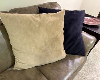 Frontgate pillows