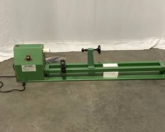 Lot 4960 Central Machinery 14x40 Wood Lathe