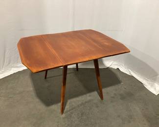 Lot 4963 J. R. Van Sciver Cushman Colonial Maple Drop Leaf Table
