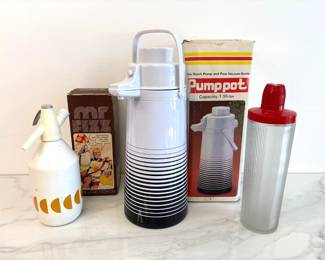 Lot 4778 Vintage Art Deco Cocktail Shaker Pumpot Pump Thermos Mr Fizz Syphon Seltzer Bottle