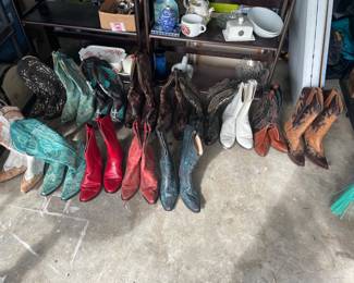 Lady's Leather Riding Boots. Light to No Use. Custom Made in Texas. Were each $200-$300 new. Now only $100 pair. 14 pairs available
