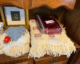 Table cloths and runners