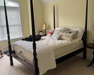 4 poster bed 