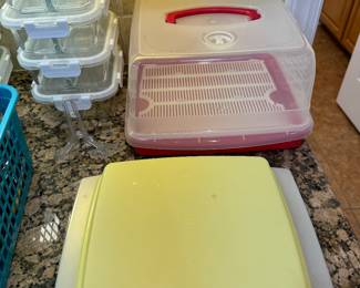Tupperware 