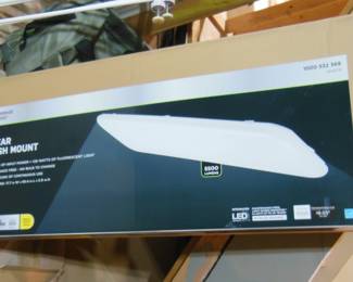 Linear flush mount lighting