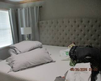 King size bed set