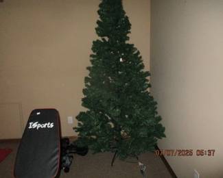 Pre lit Christmas tree