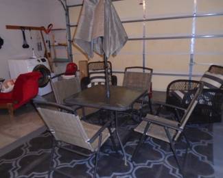 Patio set with table, 4 chairs and matching umbrella