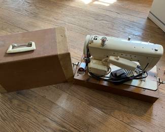 Singer sewing machine!!!