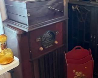 Old Zenith radio and Victoria record player