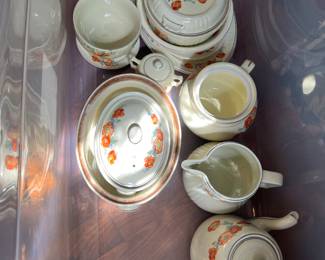 And more Hall china!!