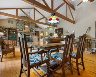 Barley Twist Dining Table & 8 Chairs  Photo by: Ginger Snapper Photography.