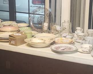 Breakfast Room Antique Tea cups and plates