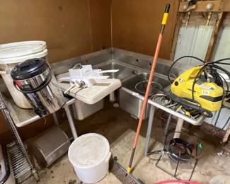 INDUSTRIAL METAL SINK