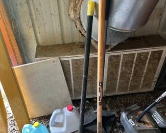 TAMP BAR, GARDEN HOES, ETC