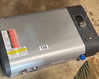 TANKLESS WATER HEATER