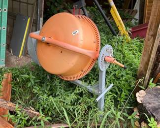 CONCRETE MIXER