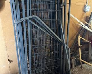 METAL PET ENCLOSURE