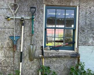 LOT OF YARD TOOLS