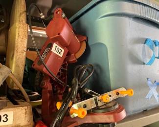 CHICAGO ELECTRIC CHAINSAW SHARPENER
