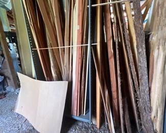 LOT OF LUMBER WOOD PIECES
