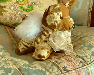 Vintage feathered dog
