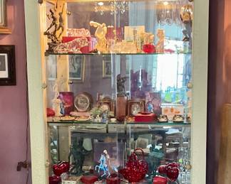 Curio cabinet