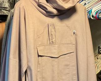 Pull over jacket with hood