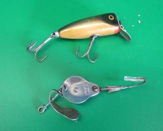 Lot 97. Al Foss Shimmy No. 5, and Wood Mfg 2" Dipsy Doodle