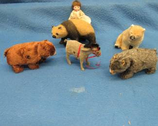 Lot 23. Vintage wind-up toys, no keys