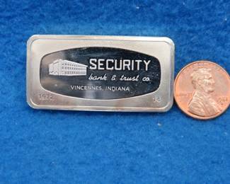 Lot 285. Franklin Mint Bank-marked sterling silver ingot. 65.32 grams.