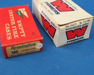 Lot 220. 700 Winchester Western Small Pistol primers and 20 380 Auto unprimed pistol cases in a vintage box