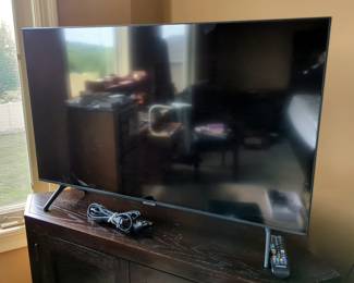 Samsung 43" Smart TV with Remote