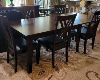 Latitude Tree Furniture Extendable Dining Table With 2 Leaves And 6 Chairs
