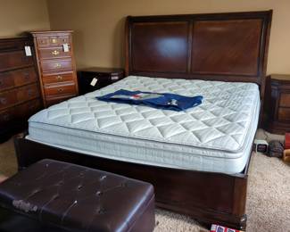 Sleep Number P5 Performance Series Mattress Including Sleigh Style Bed Frame